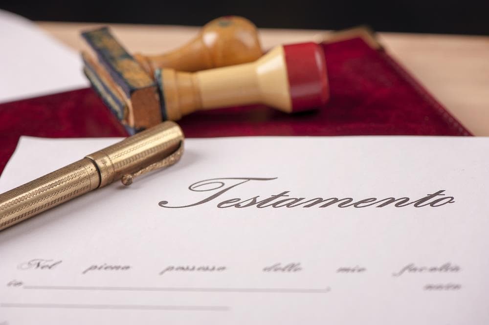¿Cómo impugnar un testamento y cuáles son los motivos legales para hacerlo?